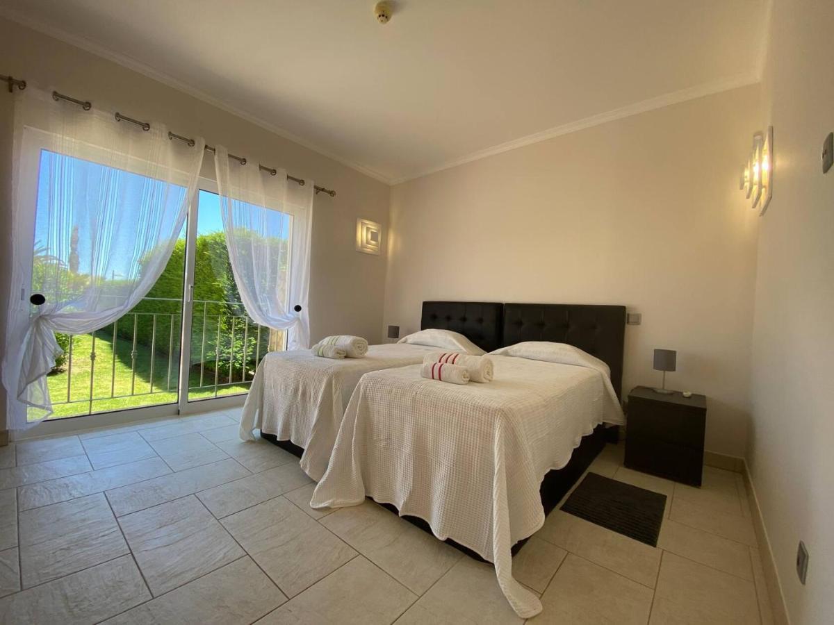 Villa "Oasis"- C Albufeira Buitenkant foto